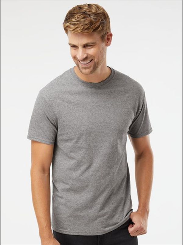 man wearing grey t-shirt