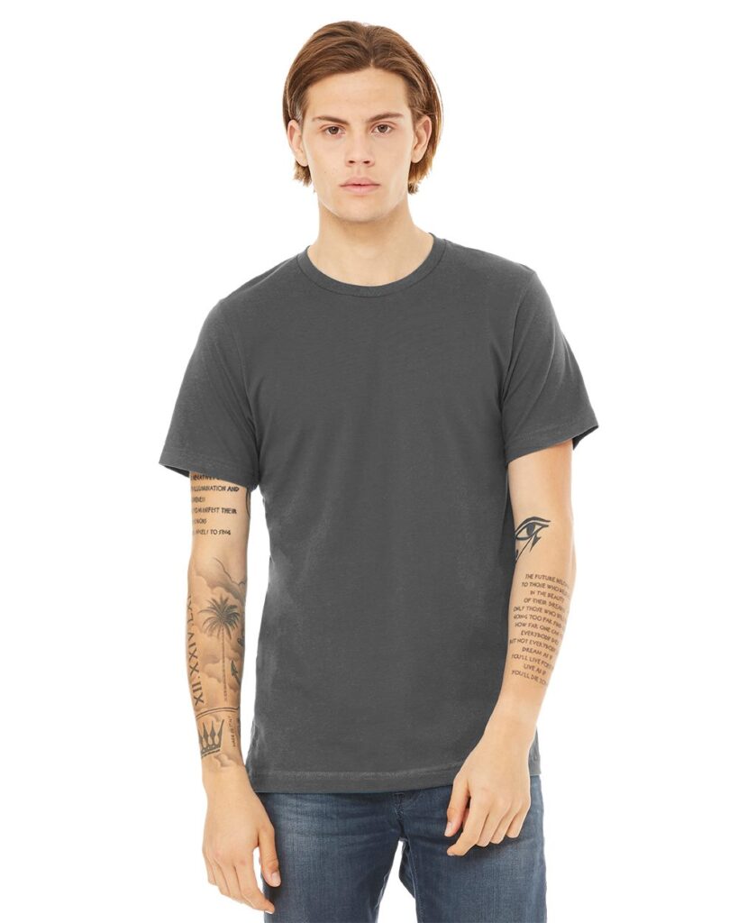Man wearing dark grey t-shirt